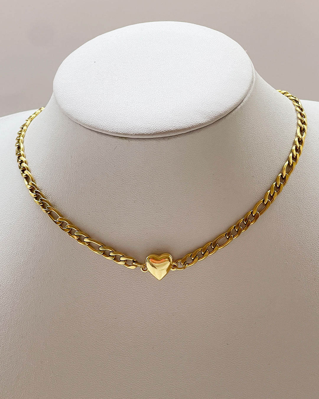HEART CHOKER NECKLACE