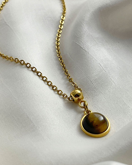 A Tiger Eye Gemstone Necklace in gold
