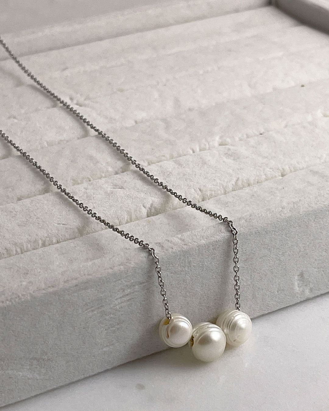 Silver dainty chain necklace with three pearls