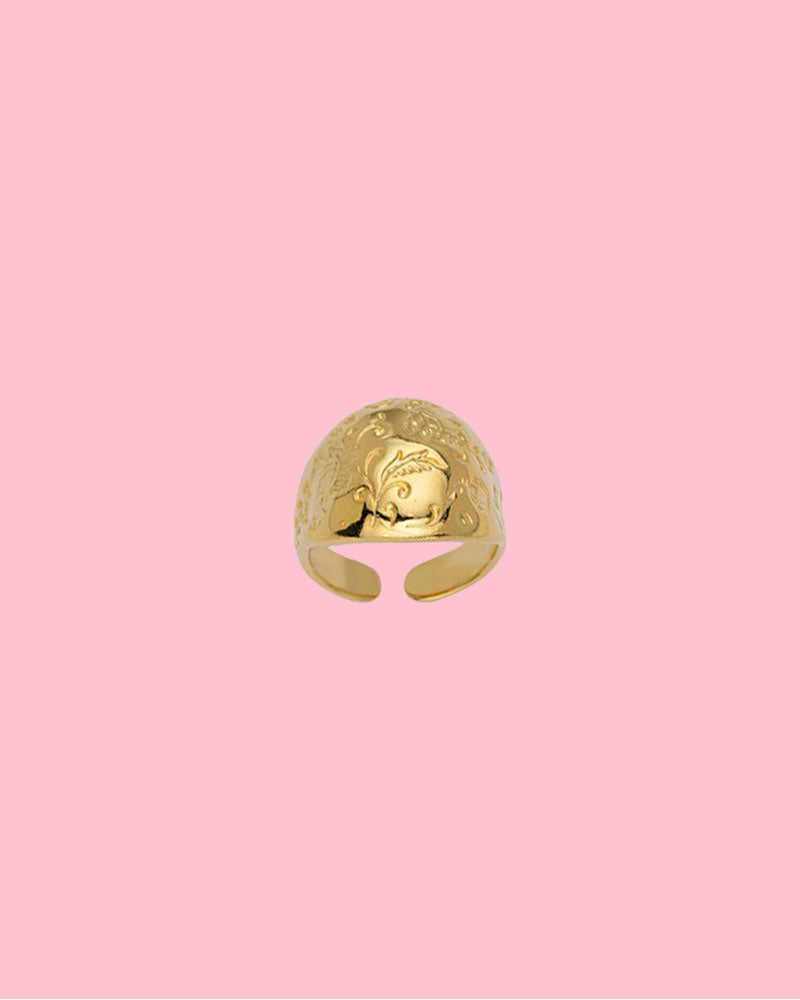 FLOWER CHUNKY RING IN GOLD