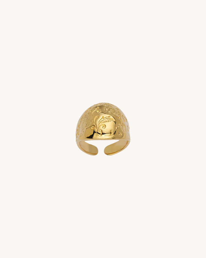 FLOWER CHUNKY RING IN GOLD