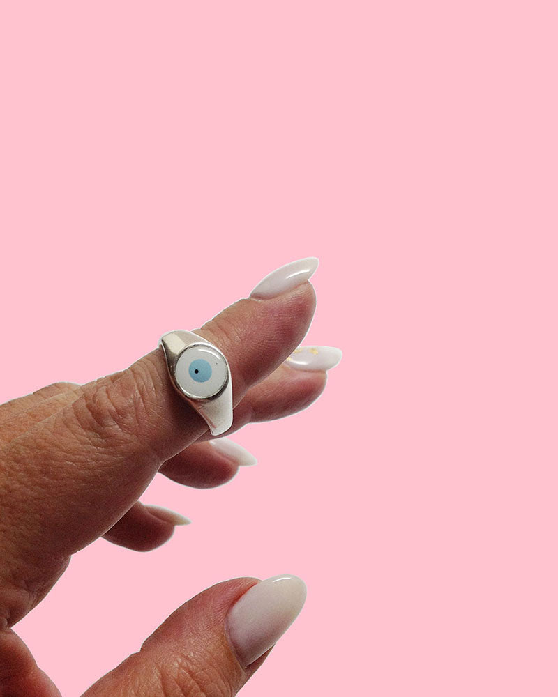 EVIL EYE WHITE RING IN SILVER