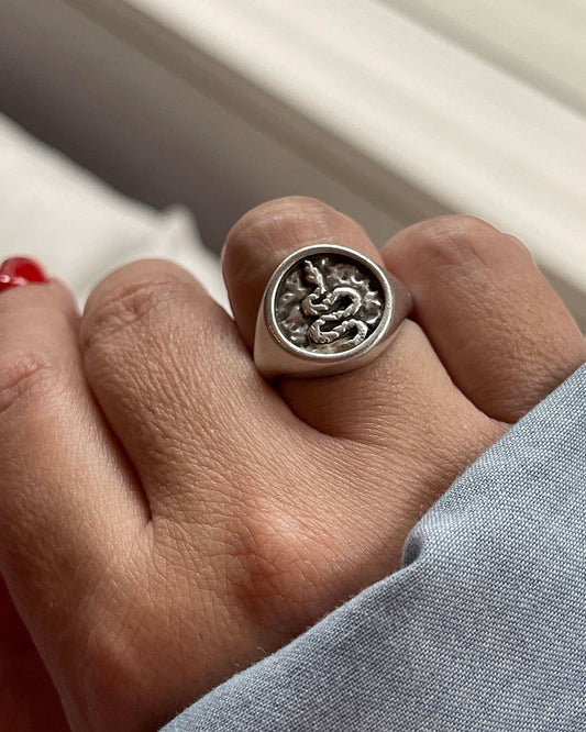 SNAKE STAMP RING