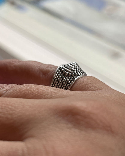 DOTTED RING