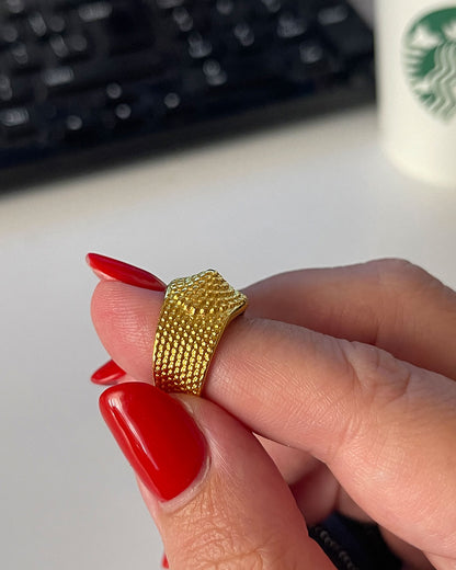 DOTTED RING