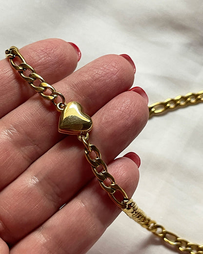 Heart Choker Necklace with Figaro Chain and Magnetic Closure