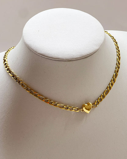 Heart Choker Necklace with Figaro Chain and Magnetic Closure