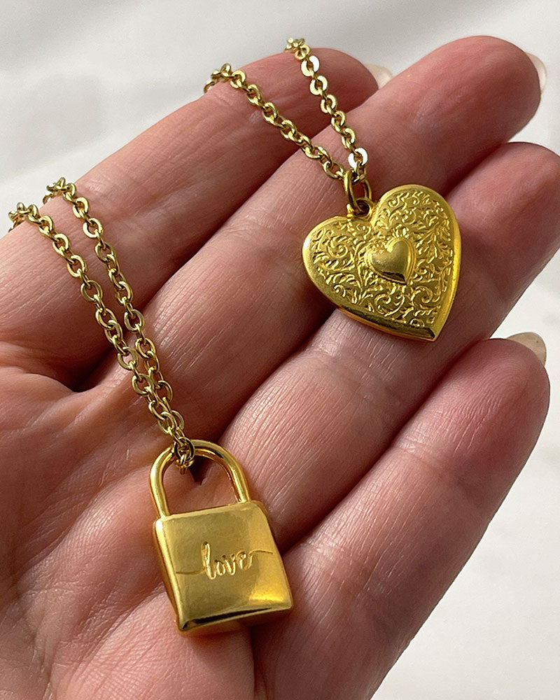 HEART NECKLACE