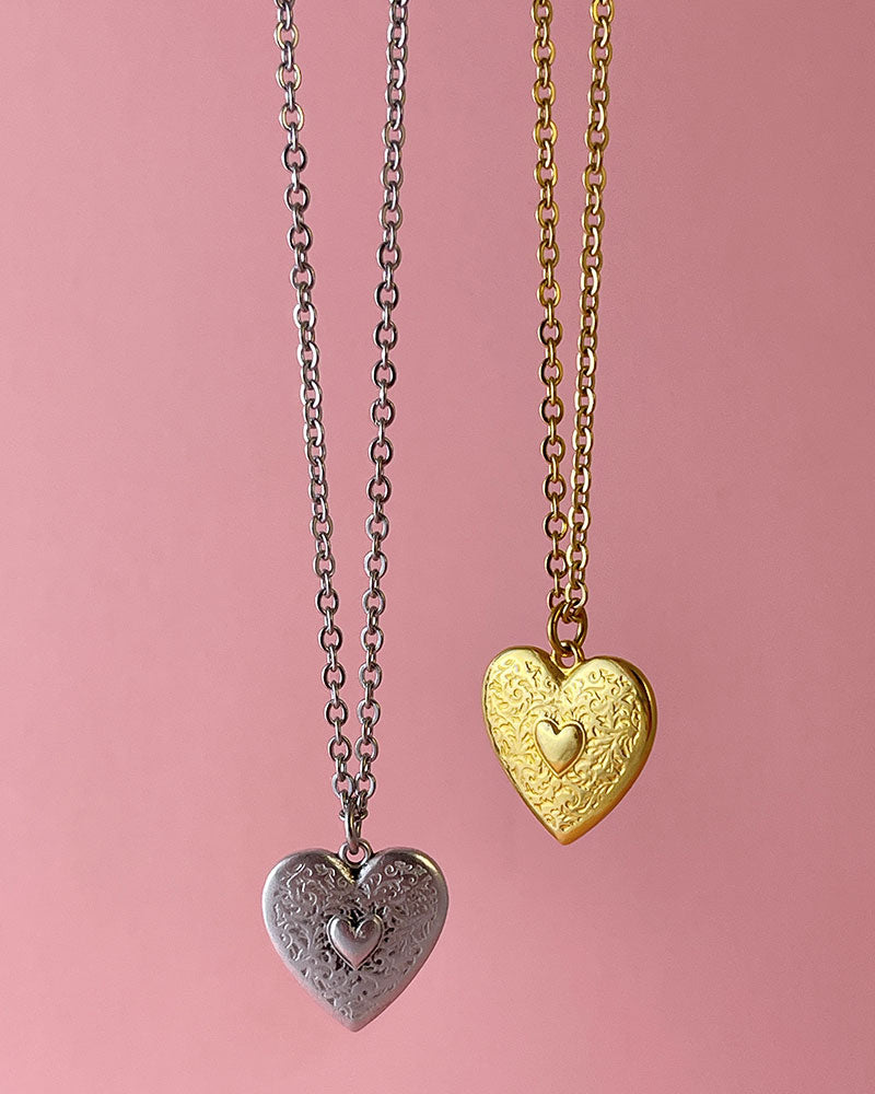 HEART NECKLACE