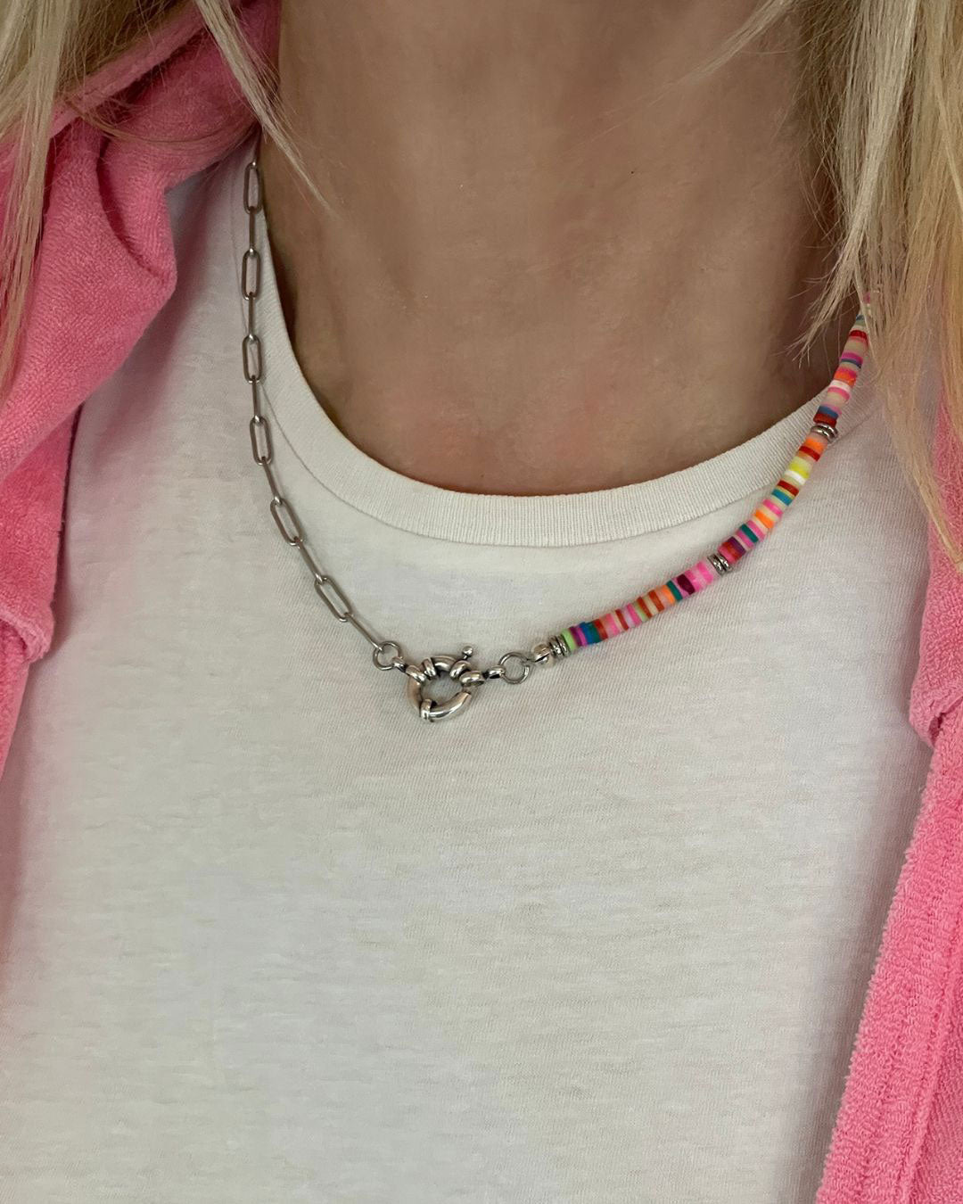 Model wearing a pop o color beaded chain necklace