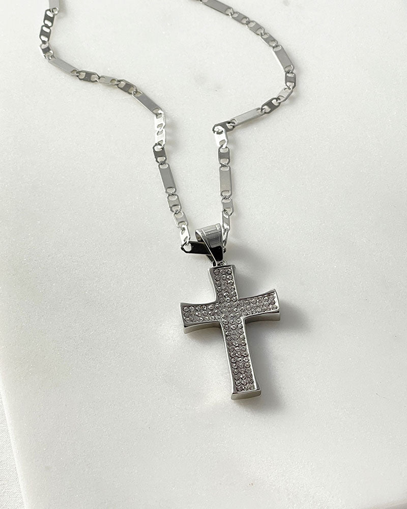 CROSS CRYSTAL PENDANT NECKLACE IN SILVER