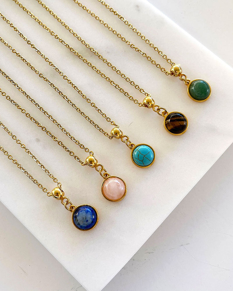 GEMSTONE NECKLACE IN GOLD