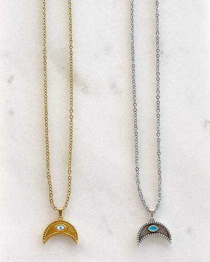 Horn Pendant Necklace