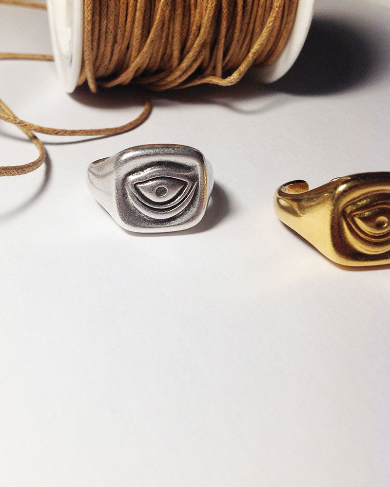 SILVER EYE RING