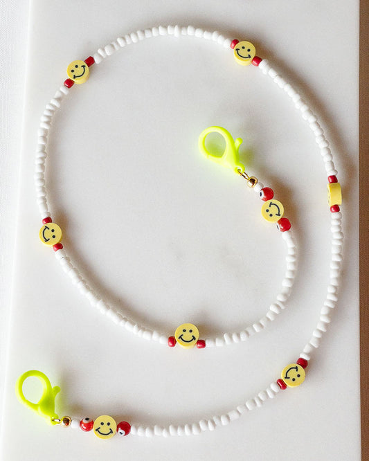 SMILEY FACE BEADED MASK CHAIN