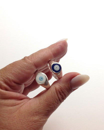 EVIL EYE WHITE RING IN SILVER