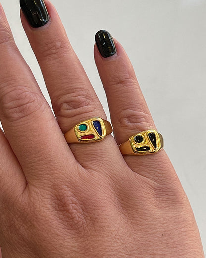 COCKTAIL GOLD RING IN BLACK ENAMEL