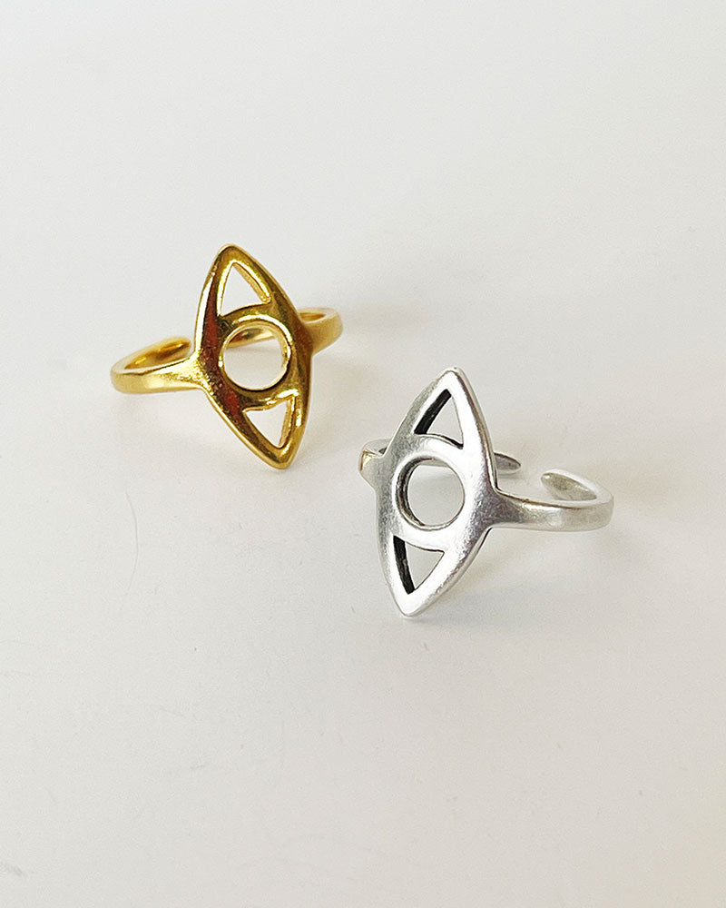 MINIMALIST EYE RING IN GOLD