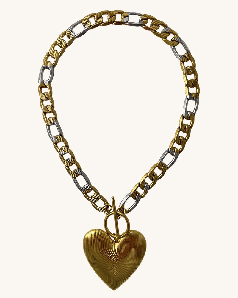 LOLITA HEART NECKLACE IN GOLD