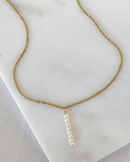 Pearl drop necklace with a dainty chain
